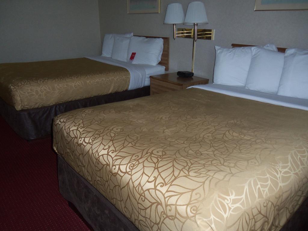 Quality Inn Arena Wilkes-Barre Exterior photo